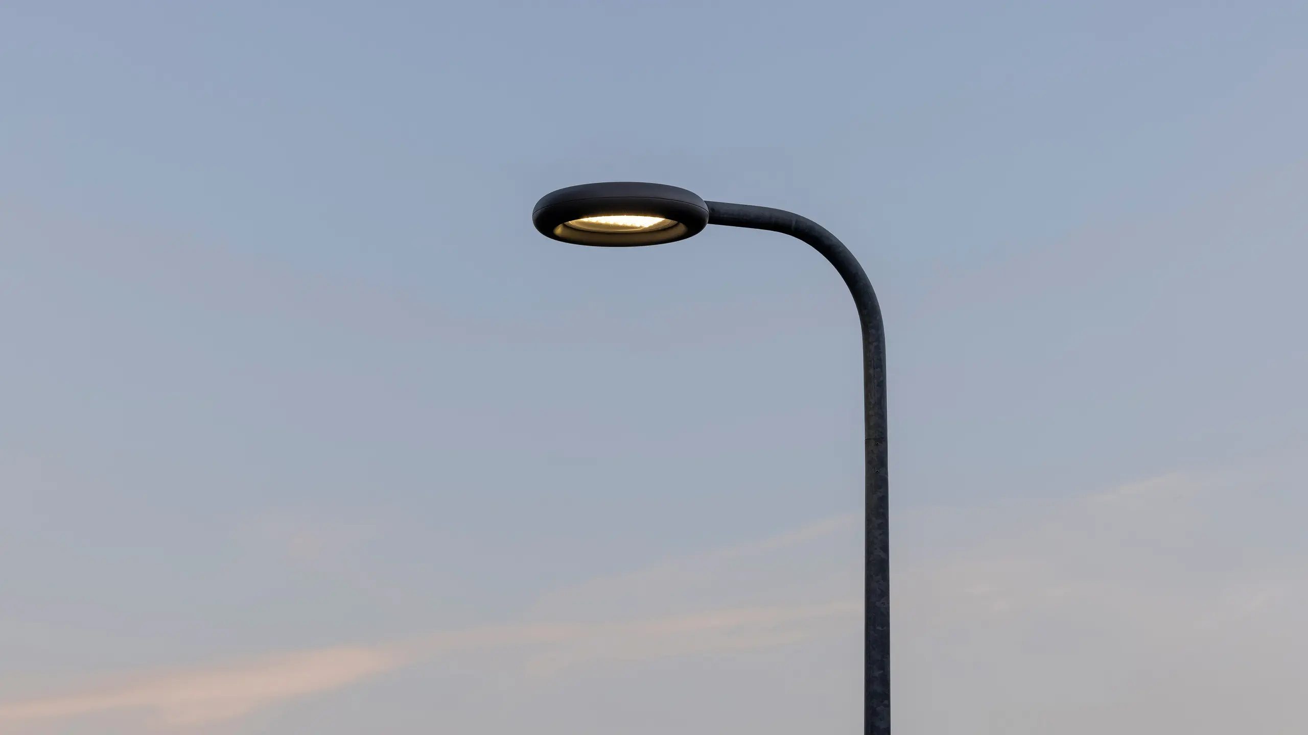 MIRUM L1400 by Studio Hammer is a round object in the sky